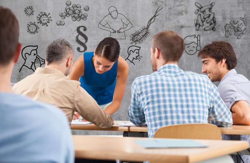 belehrung infektionsschutzgesetz Mitarbeiter bei der Schulung